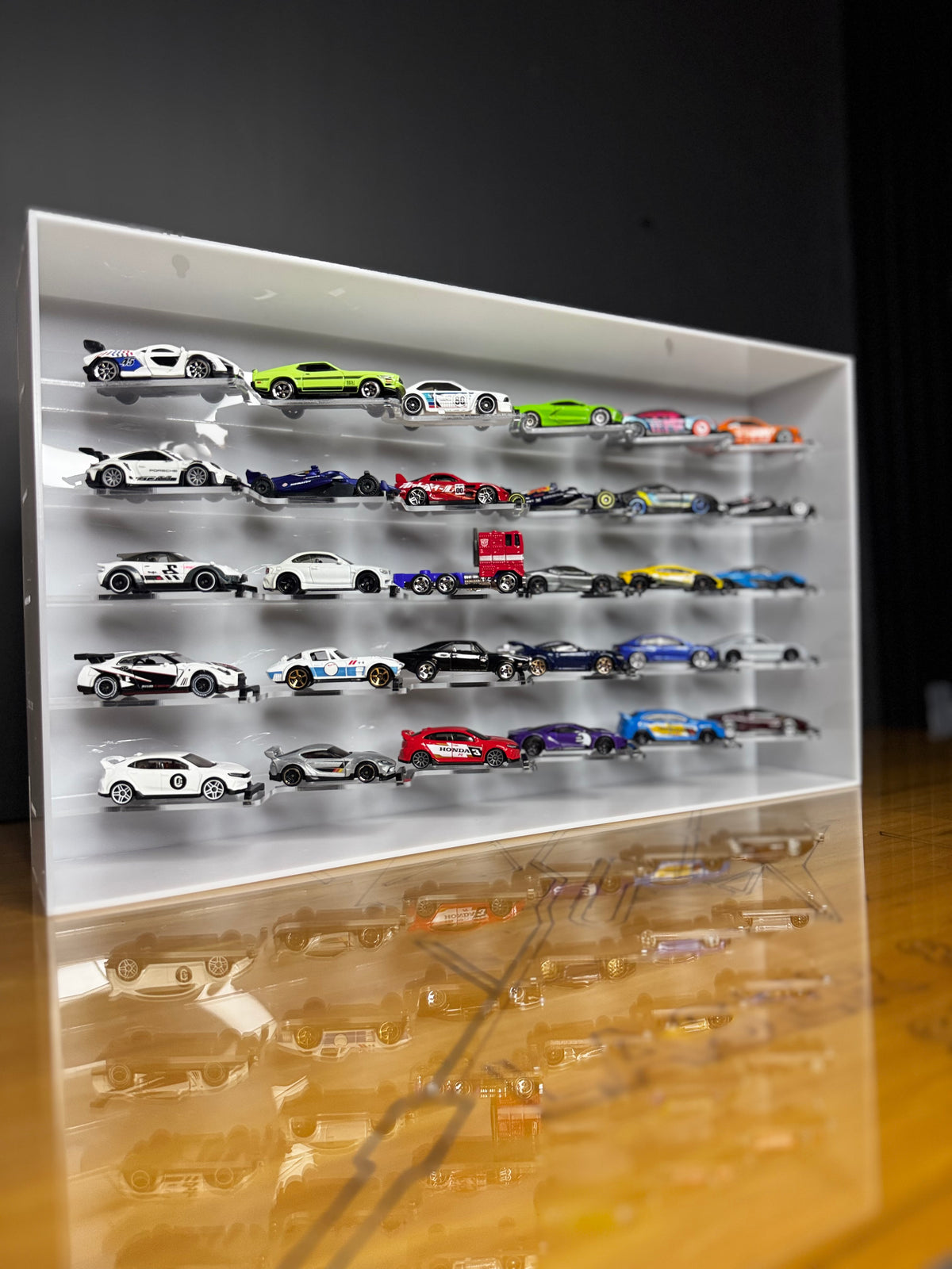 Vitrina exhibición de 30 autos 1/64 BÁSICA